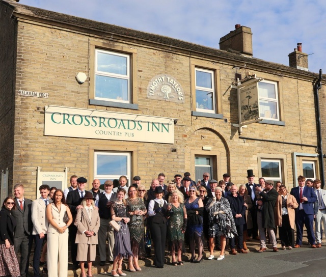 Crossroads Inn, Wainstalls Marks 100 Years of Ripon Races Trips with Charity Fundraiser